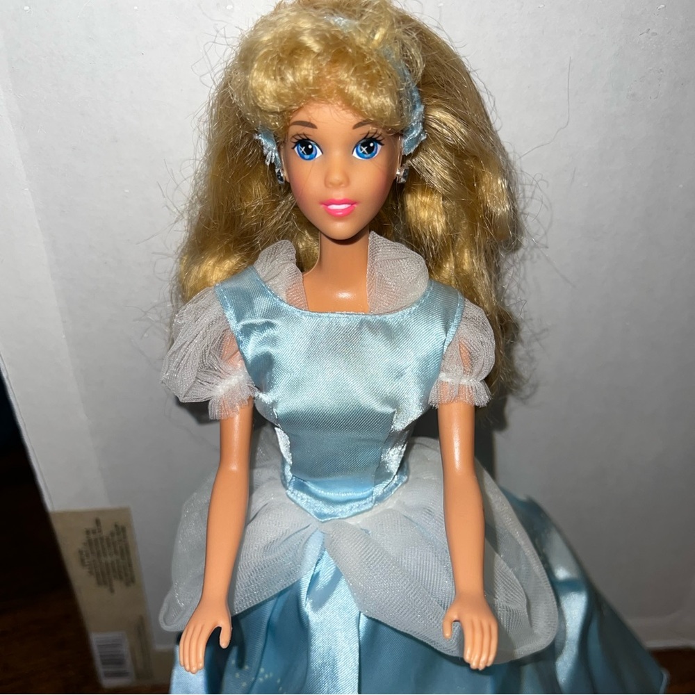 Vintage Disney 1966 Cinderella Barbie Mattel RARE Blue White Two Piece Dress - Picture 2 of 12